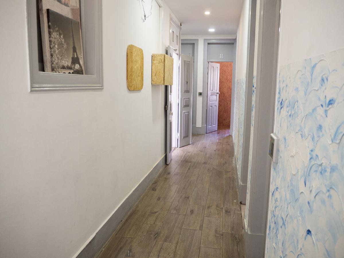 Aykibom Hostel Lissabon Buitenkant foto